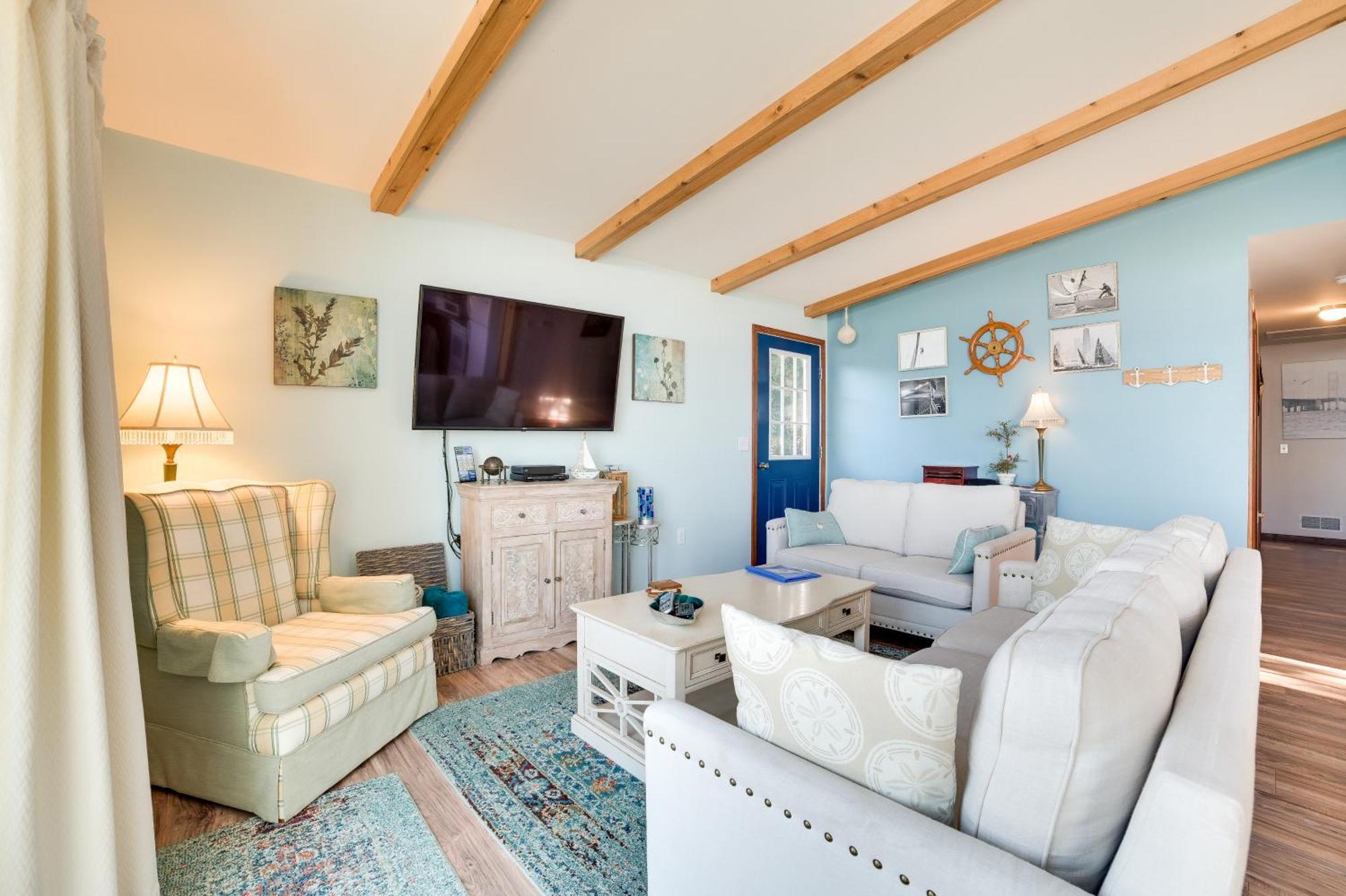St Ignace Cottage With Deck And Beach On Lake Huron! Evergreen Shores Buitenkant foto